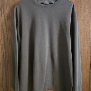 Gap Olive Green Crewneck Sweatshirt. 100% Cotton.